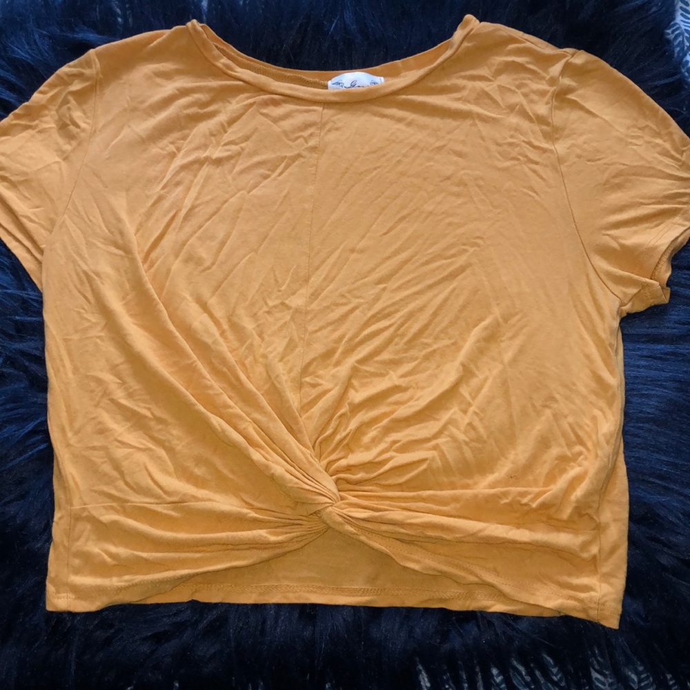 💛 Yellow Crop Top 💛
